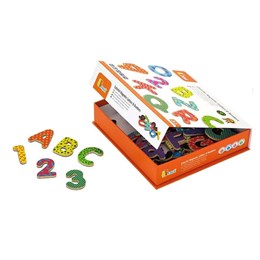 Набор магнитных фигурок Буквы и цифры 77 деталей (дерево) Viga 59429 29d14d5ccf3e11ef0a8